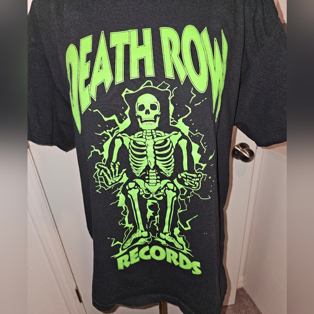 Like New!! Men's Glow-In-The-Dark Death Row Records Tee - Size LG - Picture 2 of 6